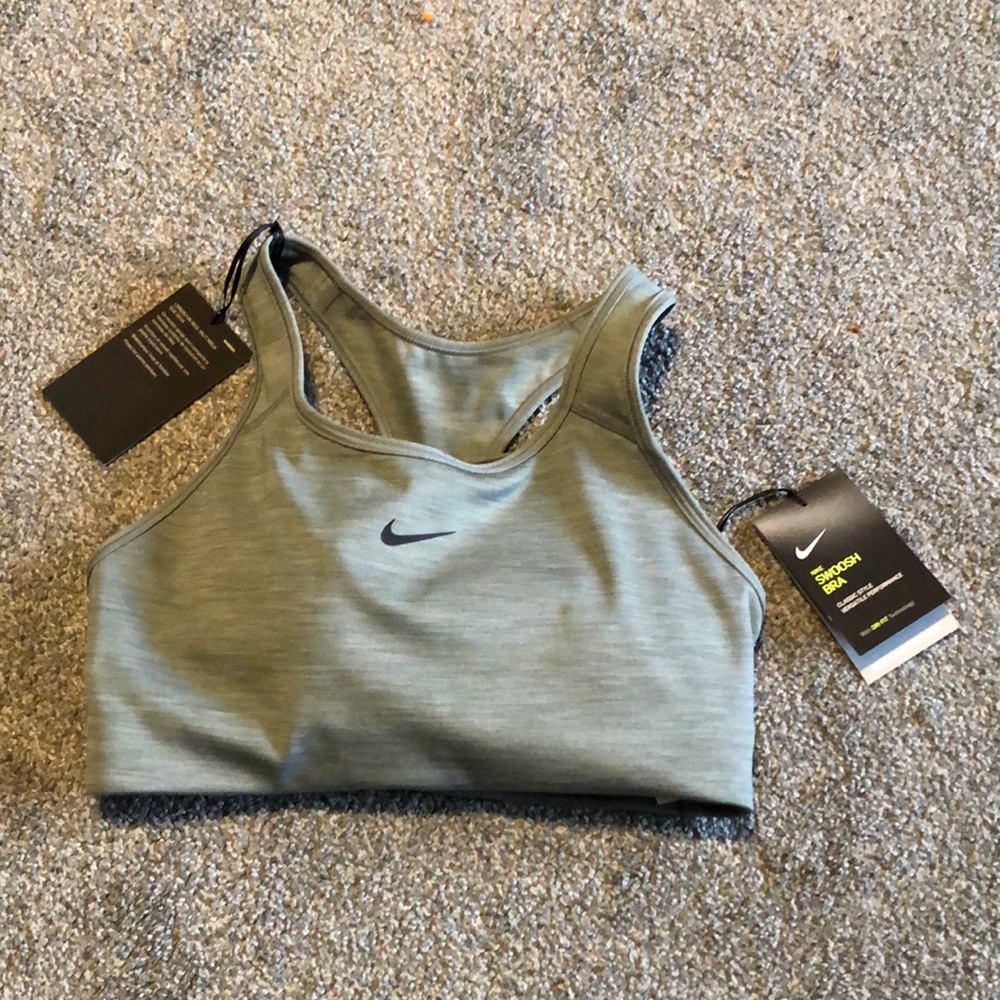 Women’s Nike Swoosh Sports Bra